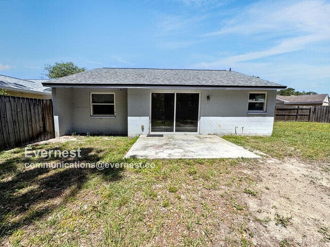 Building Photo - 16005 Ranchita Ct
