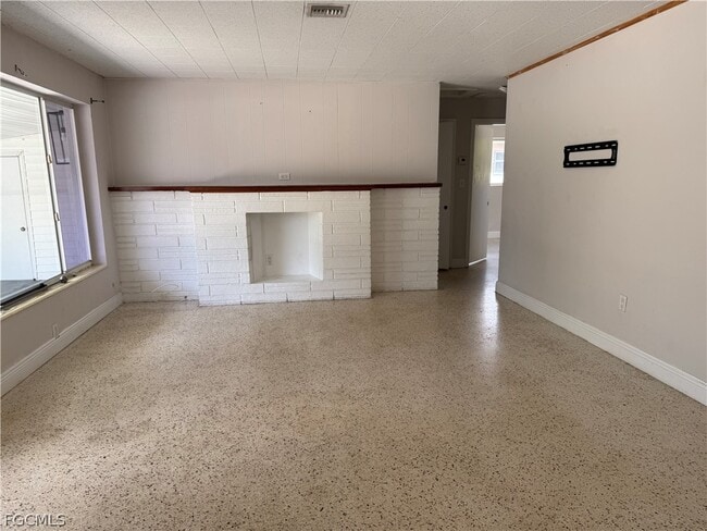 Building Photo - 2953 Magnolia St