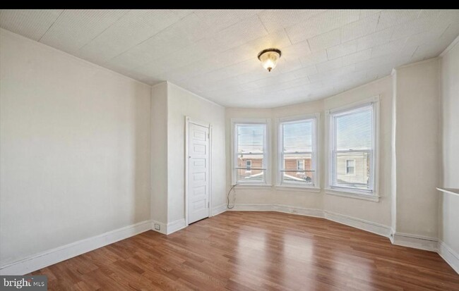 Building Photo - 77 N Keystone Ave