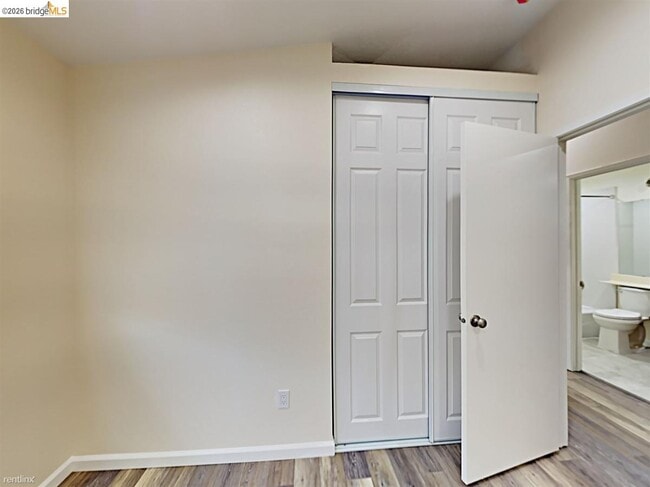 Building Photo - 1740 Gateway Dr