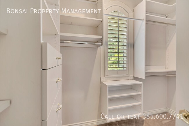 Building Photo - 11291 Palisade View Dr
