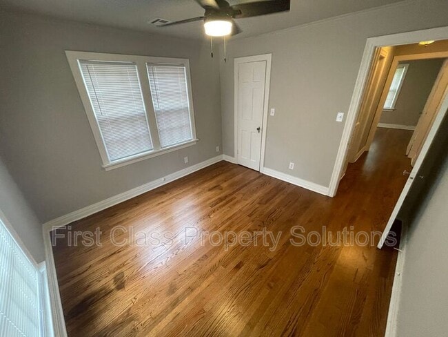 Building Photo - 1126 NW 55th St