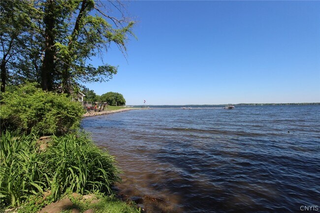 Building Photo - 6363 Muskrat Bay Rd