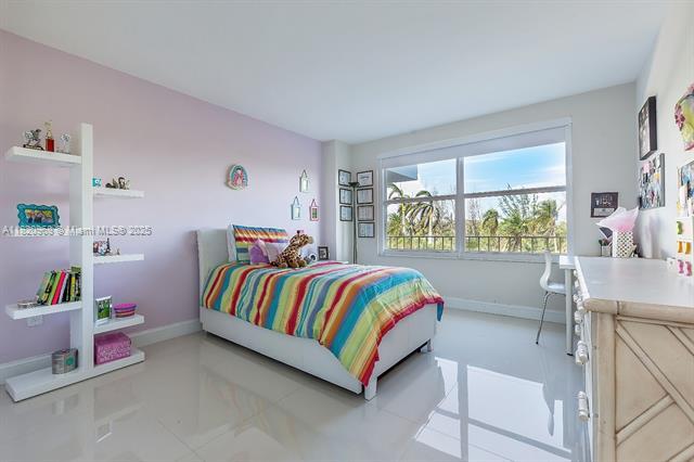 Building Photo - 155 Ocean Lane Dr