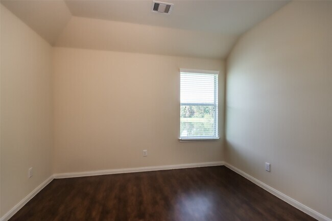 Building Photo - 13103 Aiden Cir