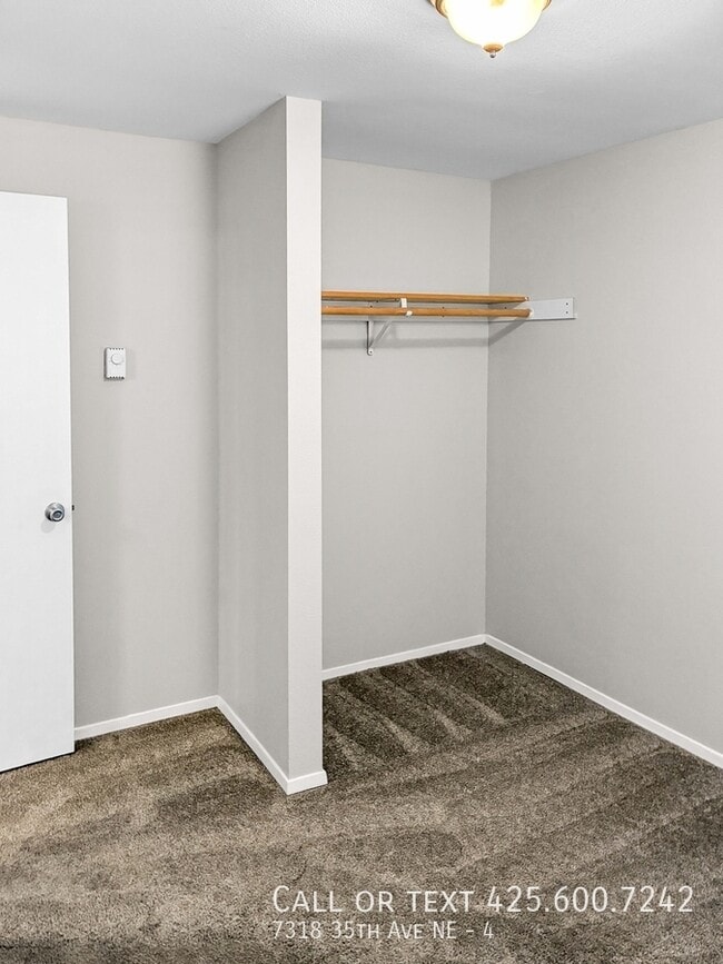 Building Photo - 7318 35th Ave NE