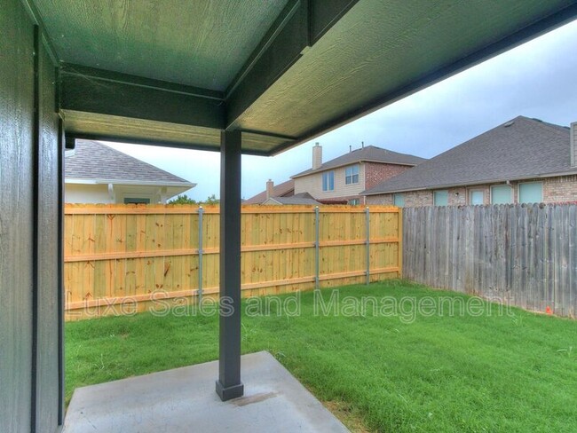 Building Photo - 10541 Lawson Pl Rd