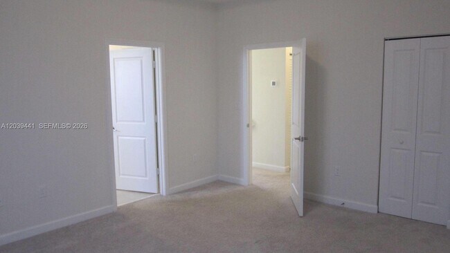 Building Photo - 16225 SW 288th Terrace