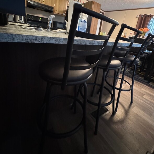 Building Photo - 35170 Highway 69