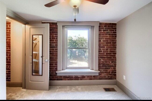 Building Photo - 3211 Zuni St