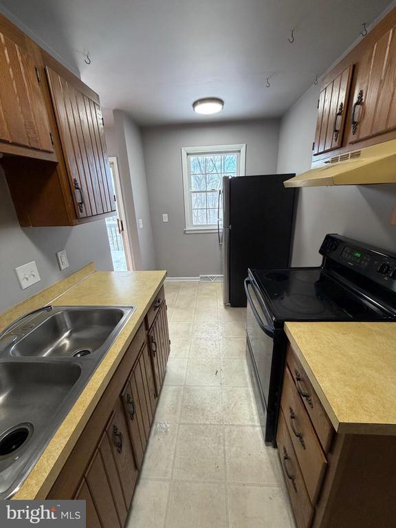 Building Photo - 1243 Peggy Dr