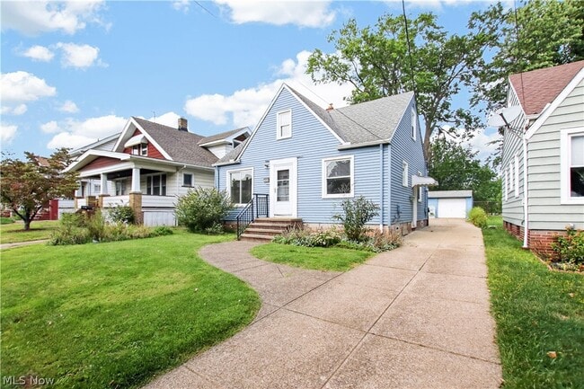 Building Photo - 2808 Portman Ave