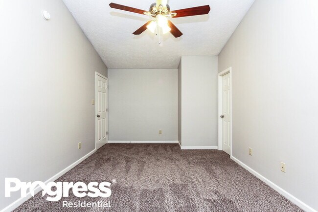 Building Photo - 6829 Silver Grove Ct