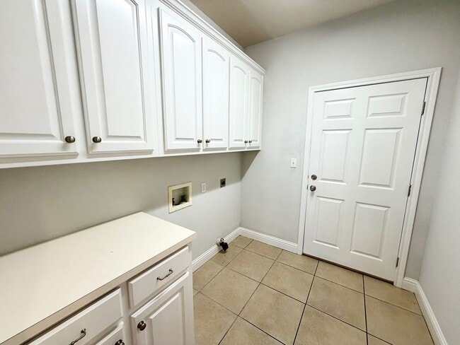 Building Photo - Spacious 3 Bed / 2 Bath Home in Midway ISD