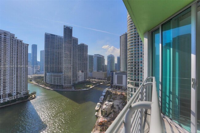 Building Photo - 325 S Biscayne Blvd