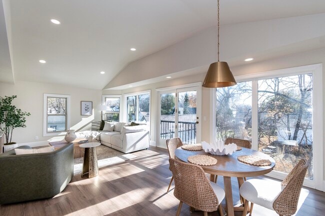 Building Photo - 7223 University Ave