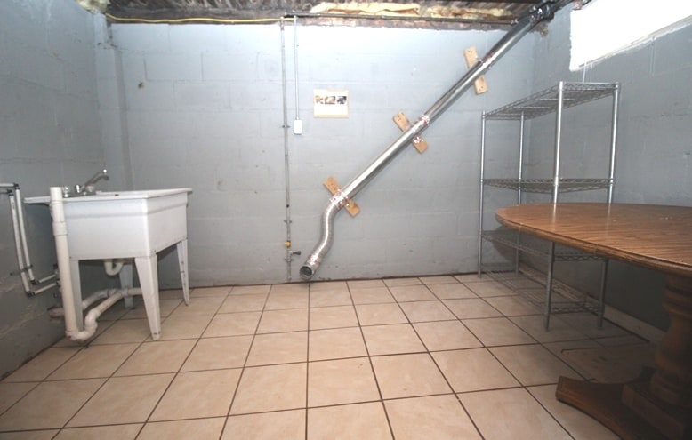 Building Photo - 21848 Nevada Ave