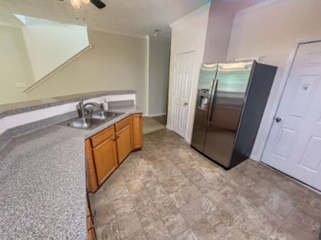 Building Photo - 158 Ellis Drive