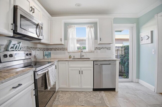 Building Photo - 525 N L St