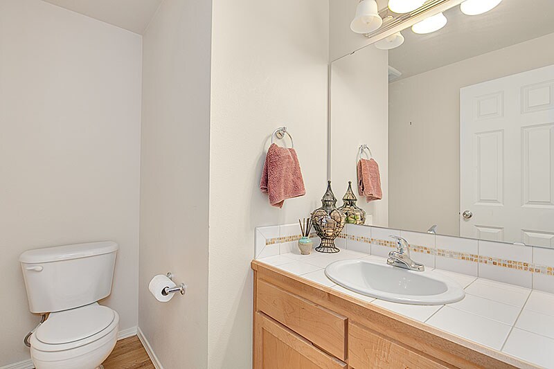 Building Photo - 11709-11716 16th Ave NE