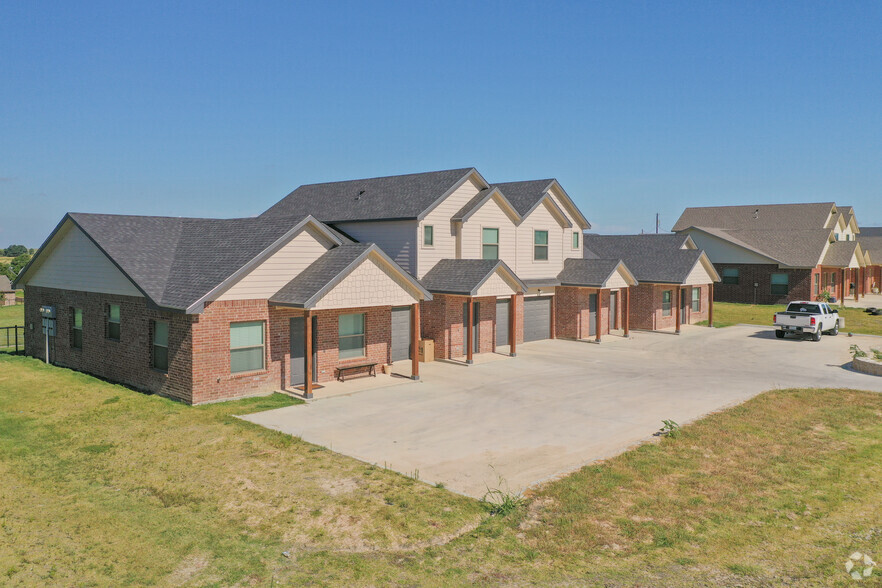 Primary Photo - West Park Townhomes (Texas)