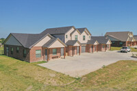 Building Photo - West Park Townhomes (Texas)