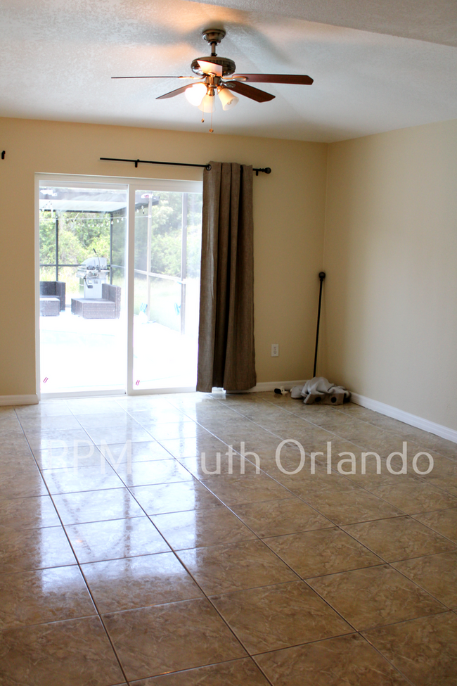 Building Photo - Beautiful 4 Bedroom 2.5 Bath Home with Hea...
