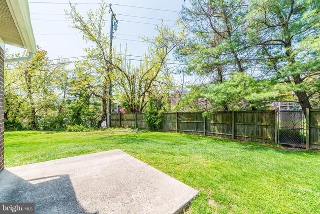 Building Photo - 37 Cardor Ct