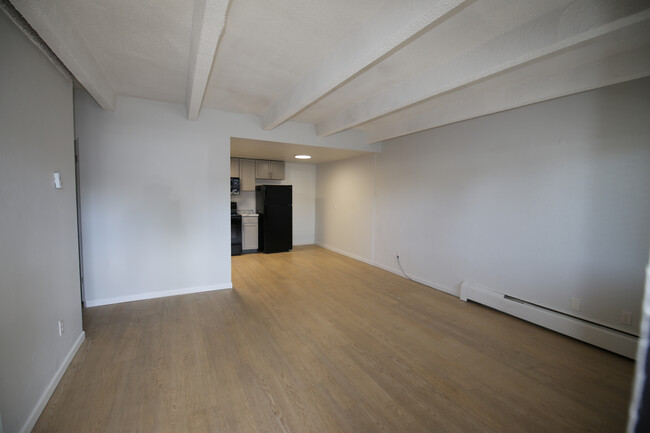 IMG_1358 - OakView Apartments