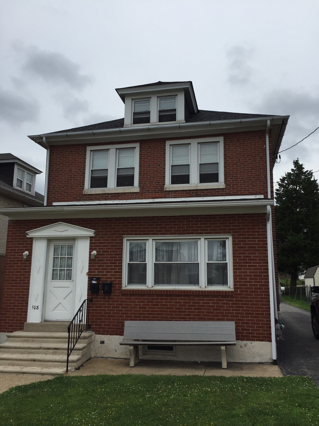 Front - 108 W 6th Ave