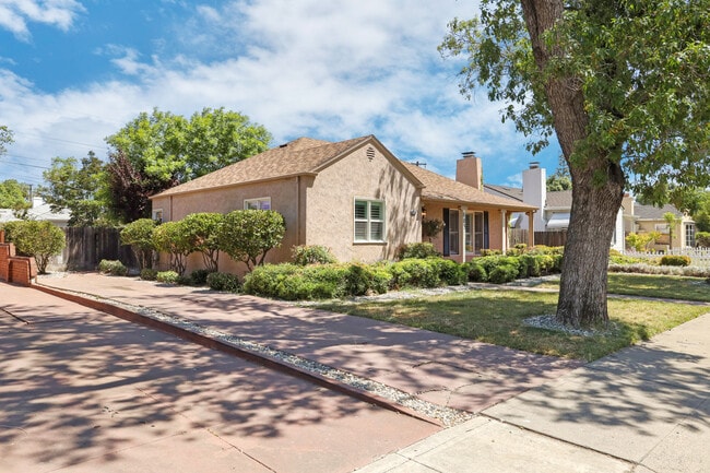 Primary Photo - 805 W Sonoma Ave