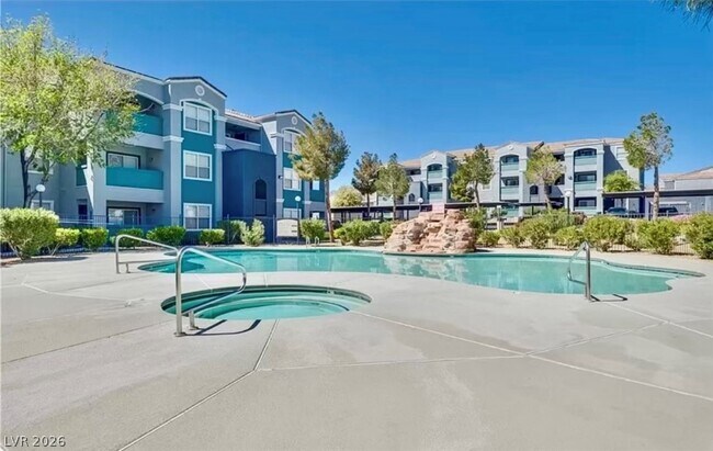 Building Photo - 6955 N Durango Dr