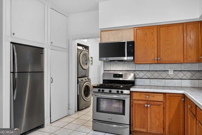 Building Photo - 1411 Glenwood Ave SE