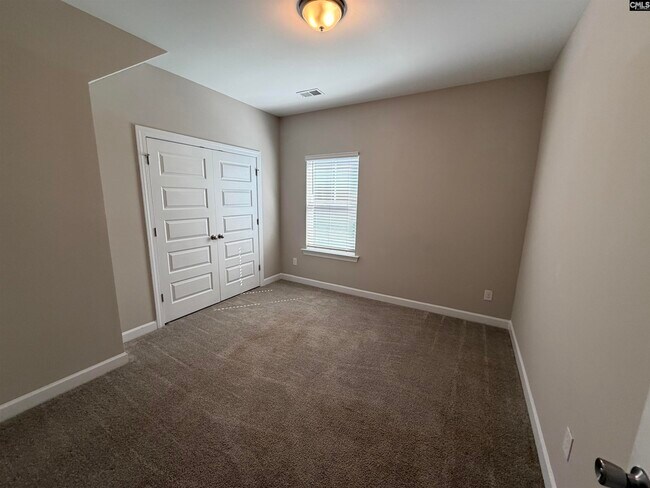 Building Photo - 764 Ruskin Dr