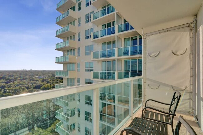 Building Photo - 2889 McFarlane Rd