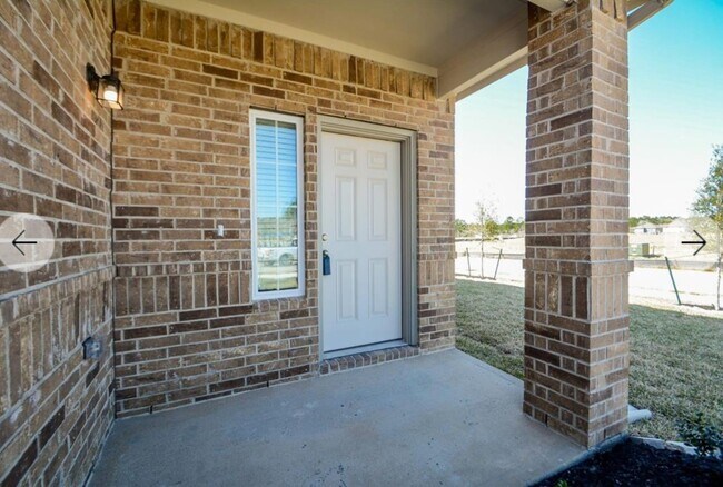 Building Photo - 4335 Rosemary Ln