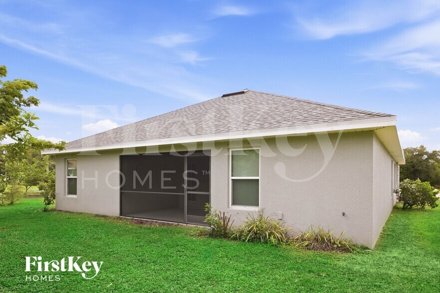 Building Photo - 446 Xingu Ct