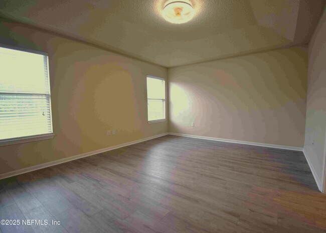 Building Photo - 9338 Prosperity Lake Dr