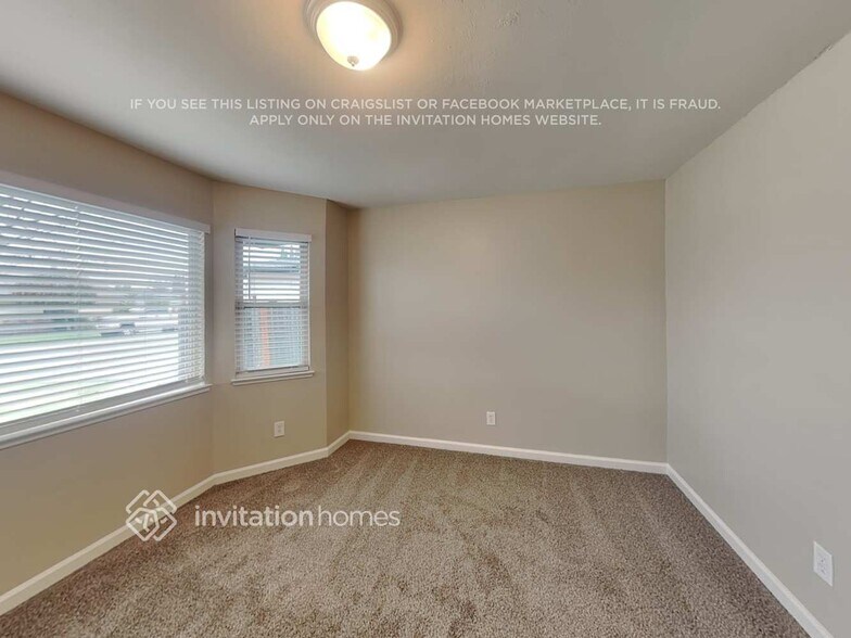 Building Photo - 1036 Breton Dr