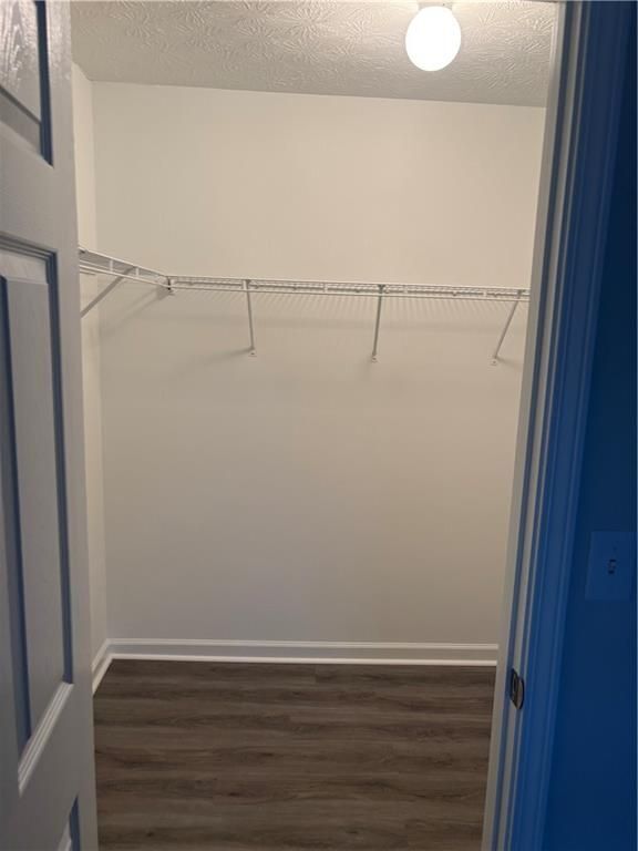 Building Photo - 2575 Hamilton Chase Run
