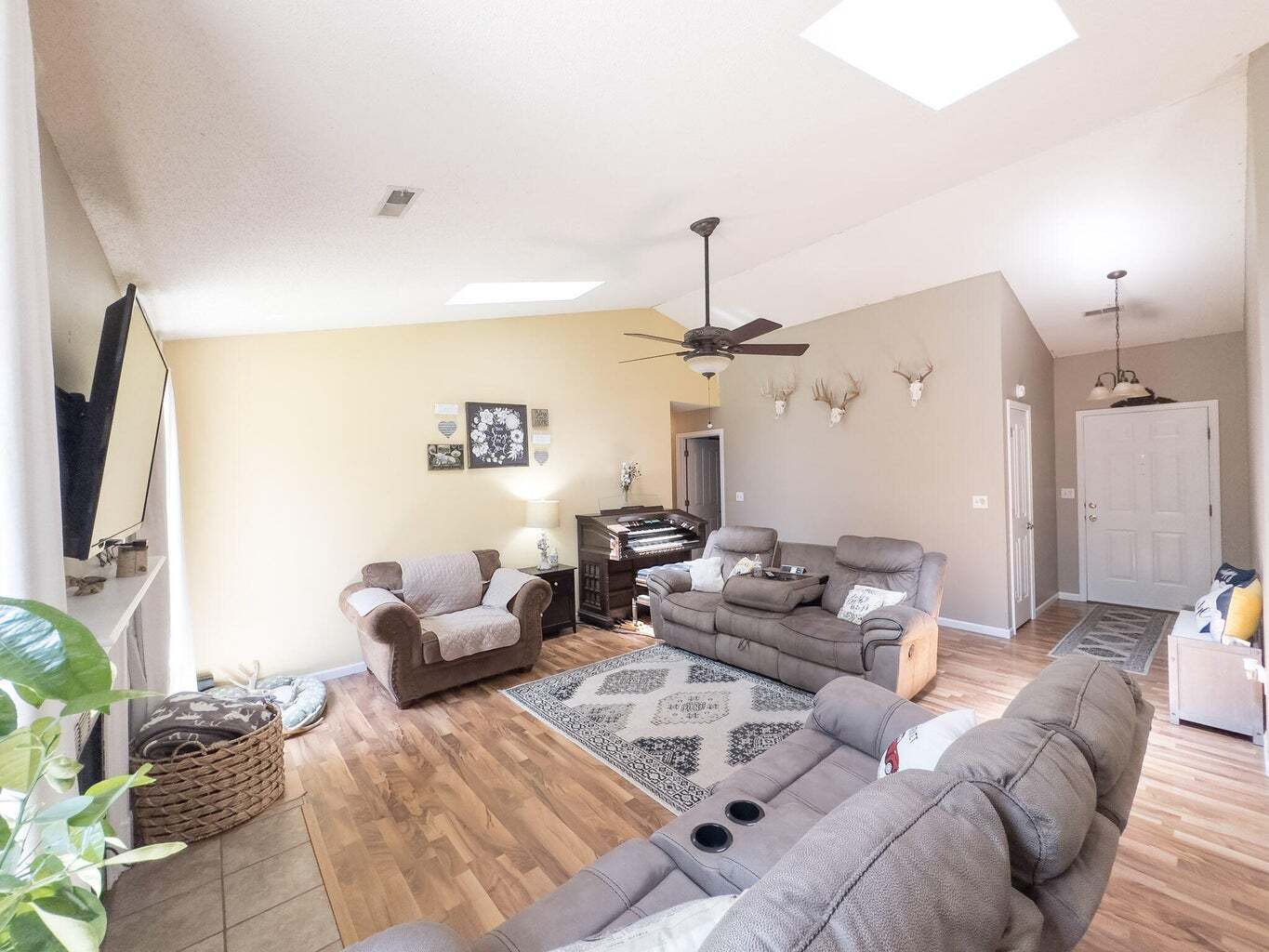 Building Photo - 2810 Jonquil Pl