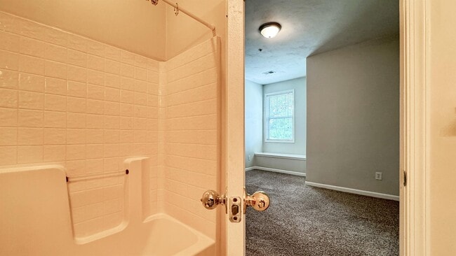 Building Photo - 1034 Grand Oak Ln