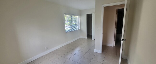 Building Photo - 4850 Sable Pine Cir