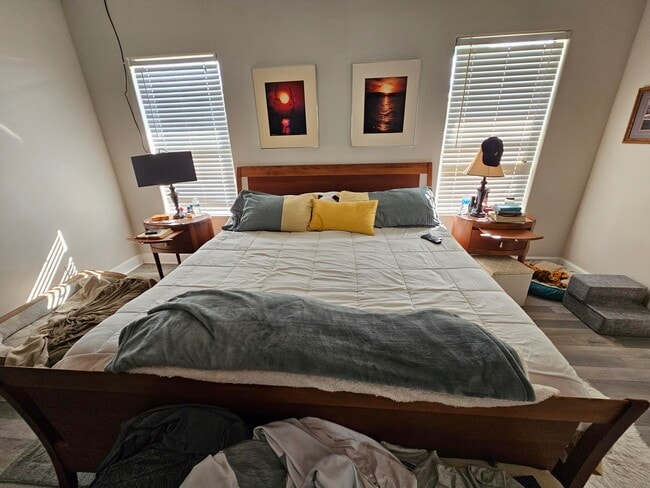 Building Photo - 2720 SE Kern Rd