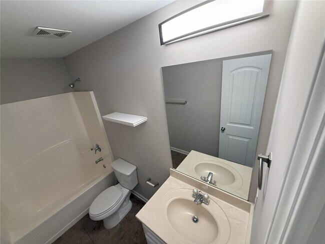 Building Photo - 5715 Bucknell Trace