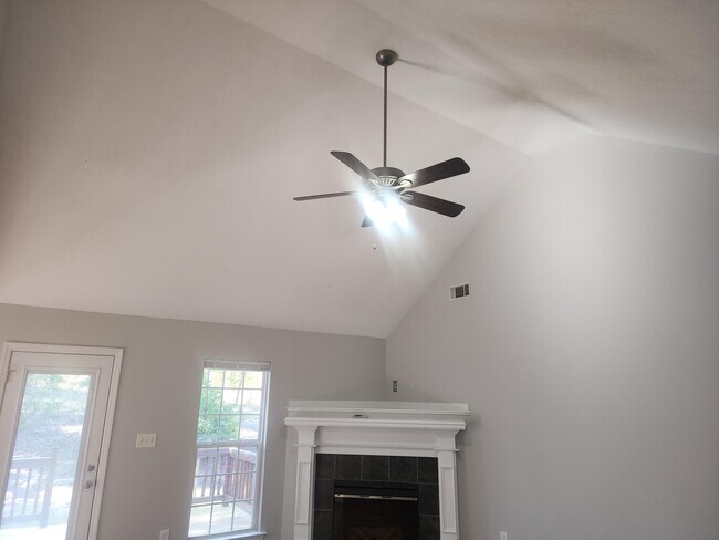 Building Photo - 789 Michelle Ct