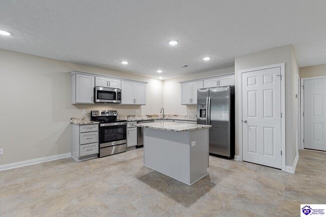 Building Photo - 307 Breckinridge Cir