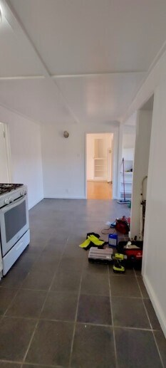 Building Photo - 1150 Sanborn Ave. Apt C