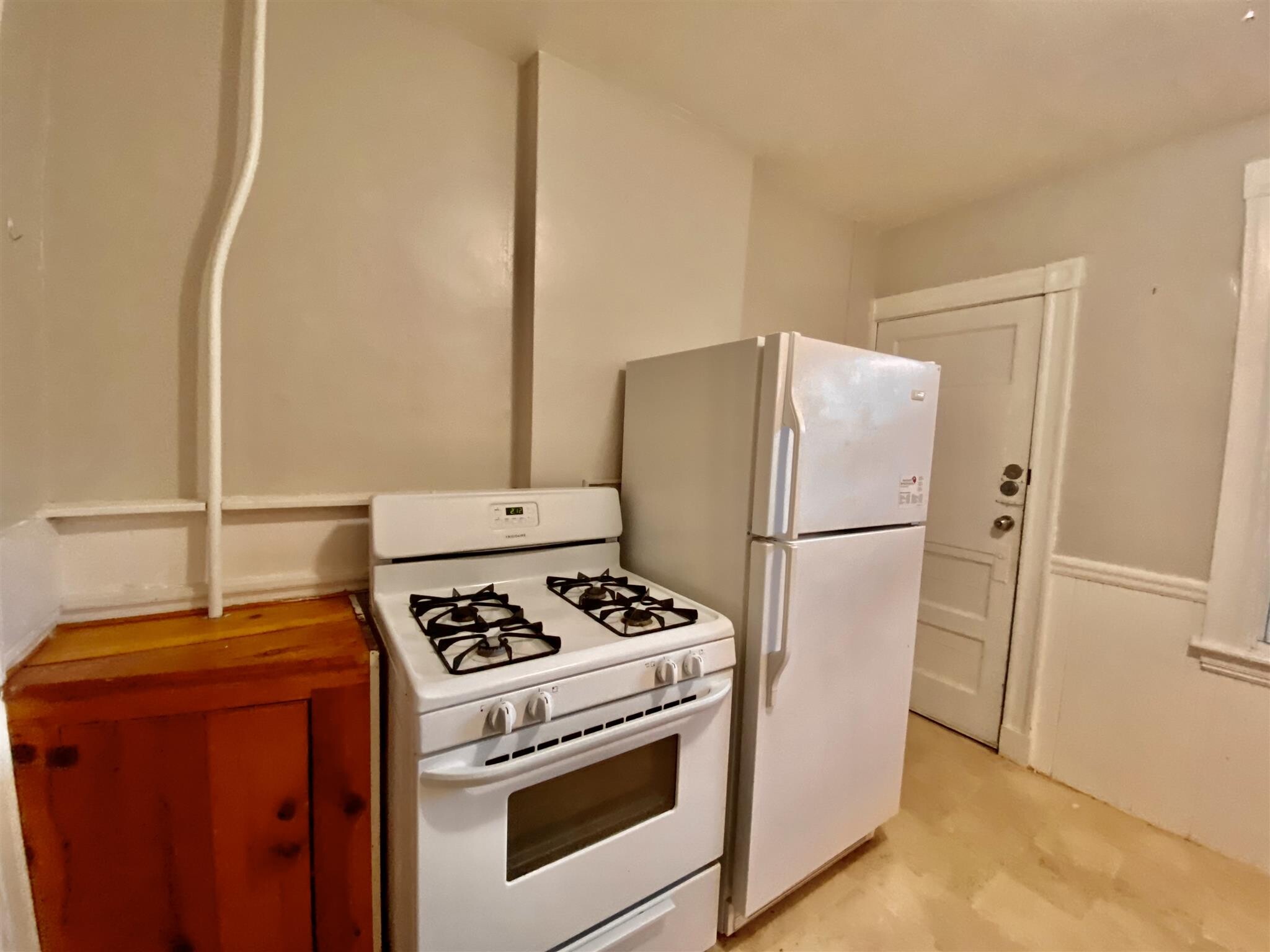 Building Photo - 9 Eustis St