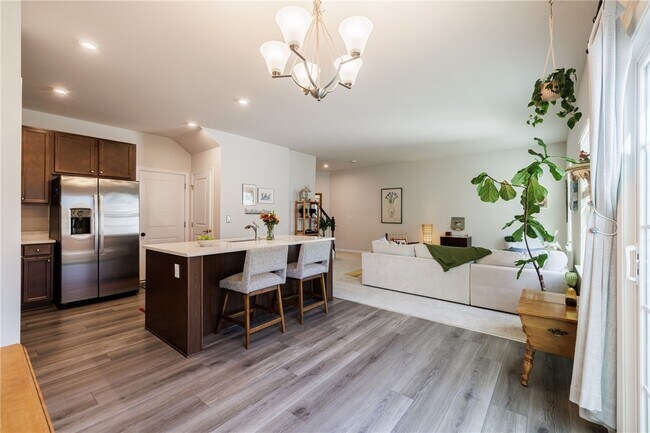 Building Photo - 23 Keuka Ln